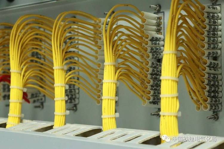 我見過最漂亮的弱電工程 從布線到機(jī)柜的極致美學(xué)